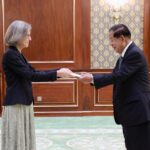 សម្តេចតេជោ ហ៊ុន សែន អនុញ្ញាតឱ្យ ឯកអគ្គរដ្ឋទូតថ្មីនៃសាធារណរដ្ឋអូទ្រីសប្រចាំនៅកម្ពុជា ចូលជួប និងប្រគល់សារតាំង